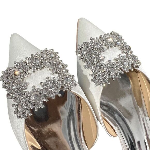 Badgley Mischka 6.5 White Satin Saga Crystal Flat Point Toe Slingbacks Silver - Picture 5 of 10